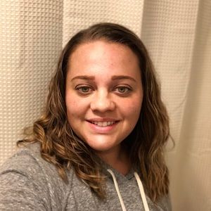 Meet your Posher, Christie